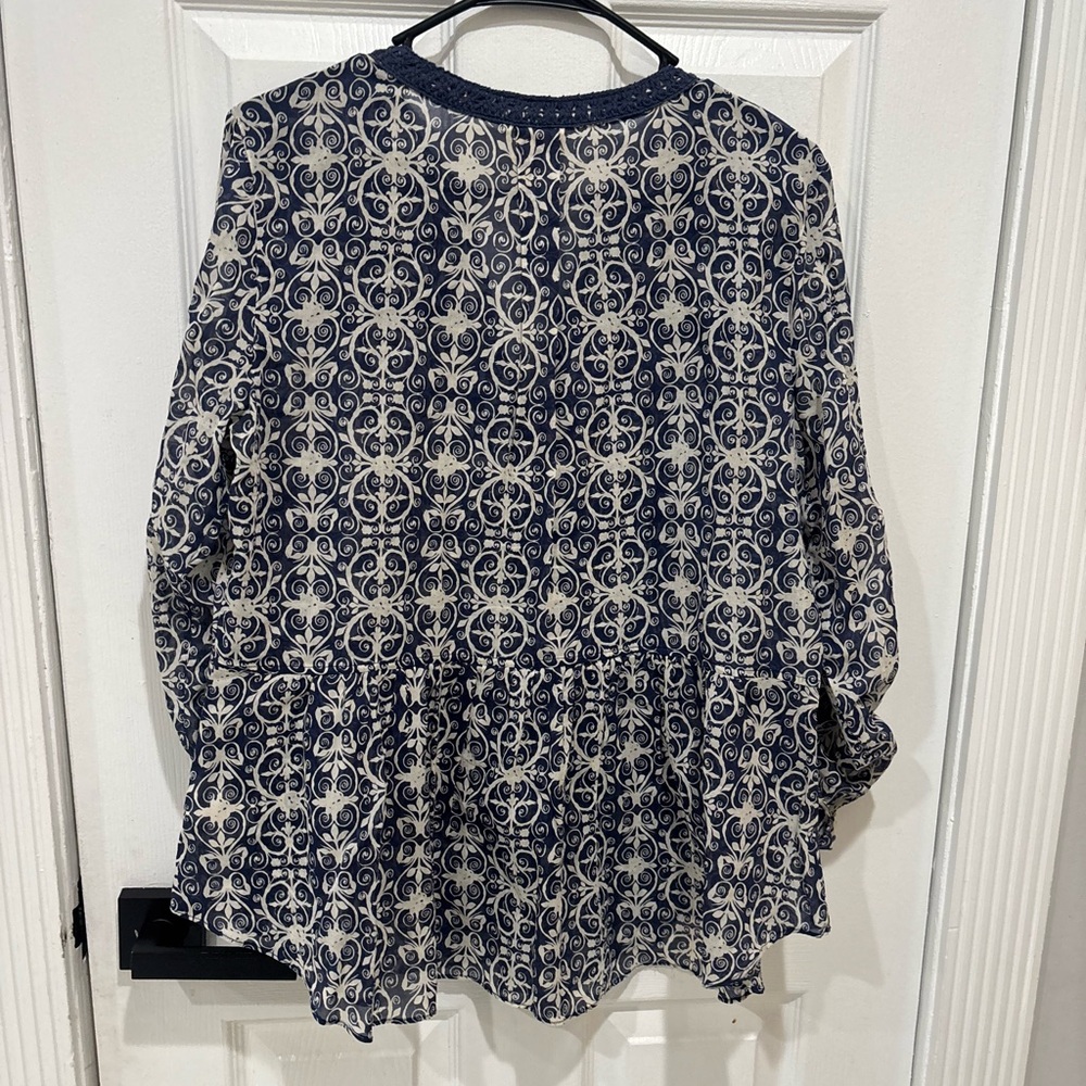 Anthropologie
Maeve Abella Pintuck Blue
Print Blouse - Picture 7 of 8